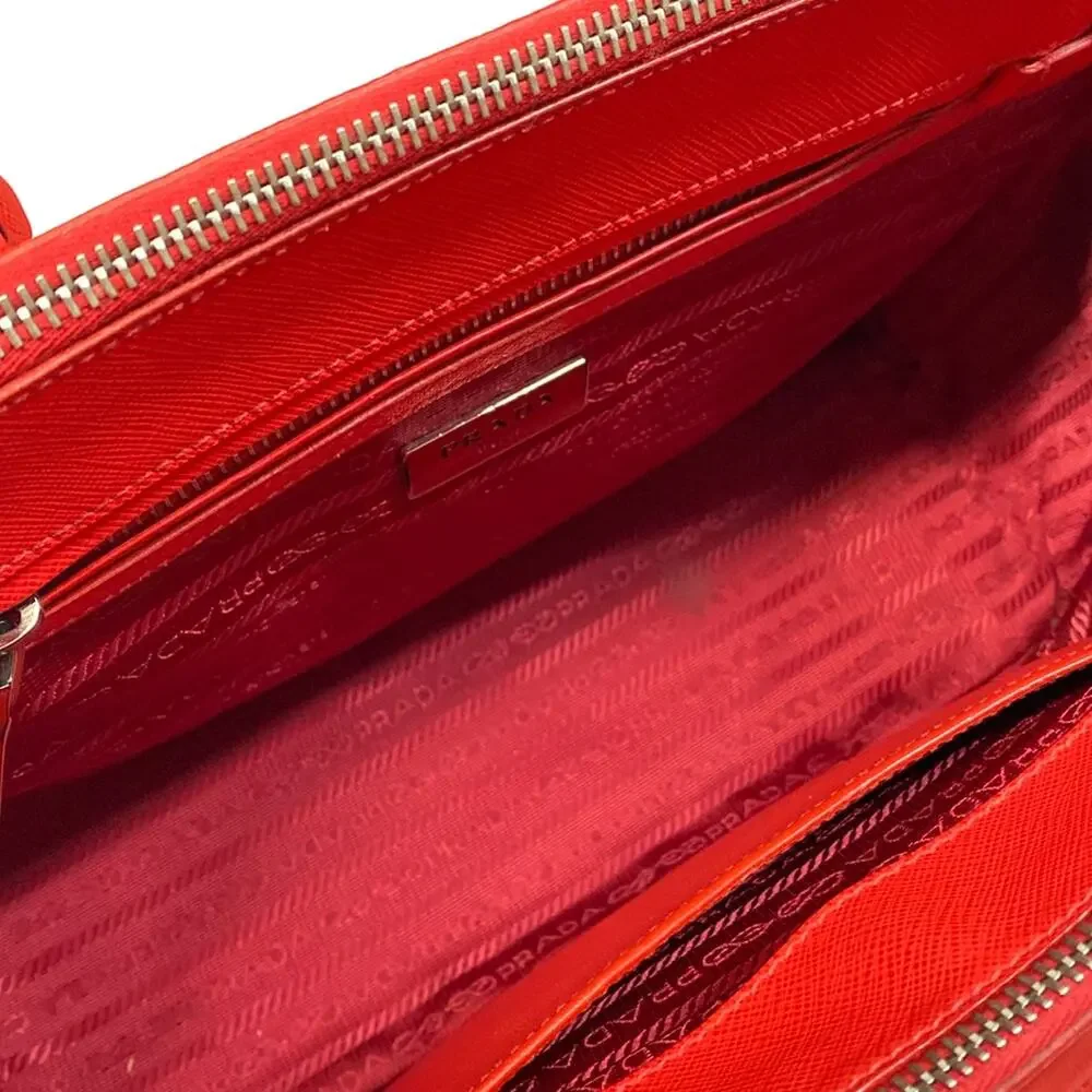 Prada Galleria medium bag/former small Handbag 1BA863